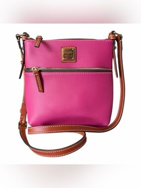 NWOT Dooney & Bourke Magenta Leather Crossbody